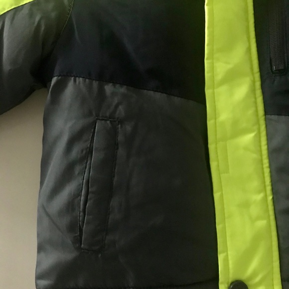 NWOT Oshkosh bgosh 2 piece snow suit size 12 month - Picture 10 of 11